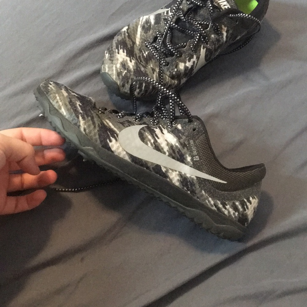 Cross country spikes